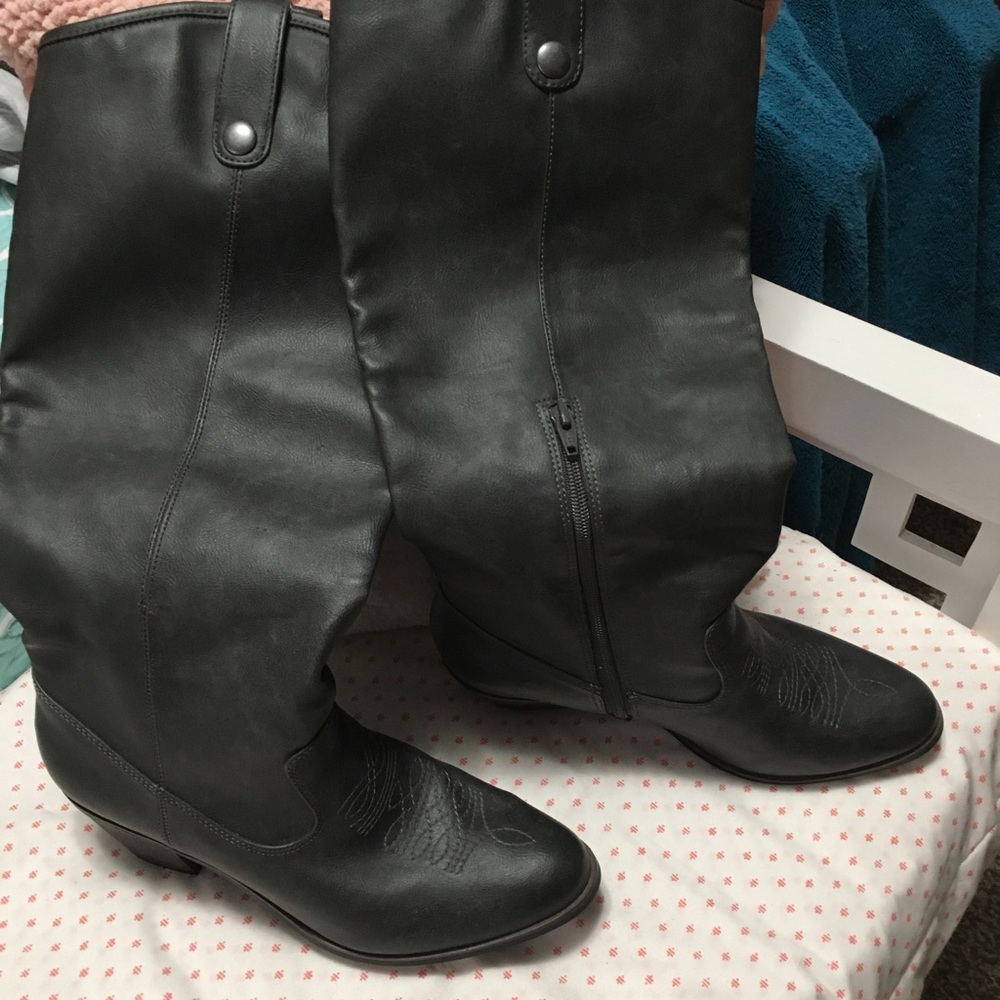 Target 🎯 boots y’all